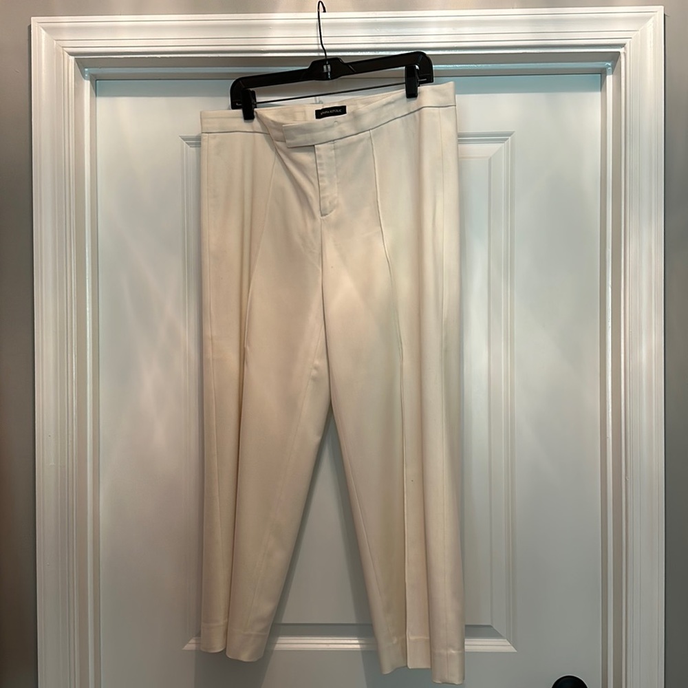 BR Ivory Cropped wide leg trouser.